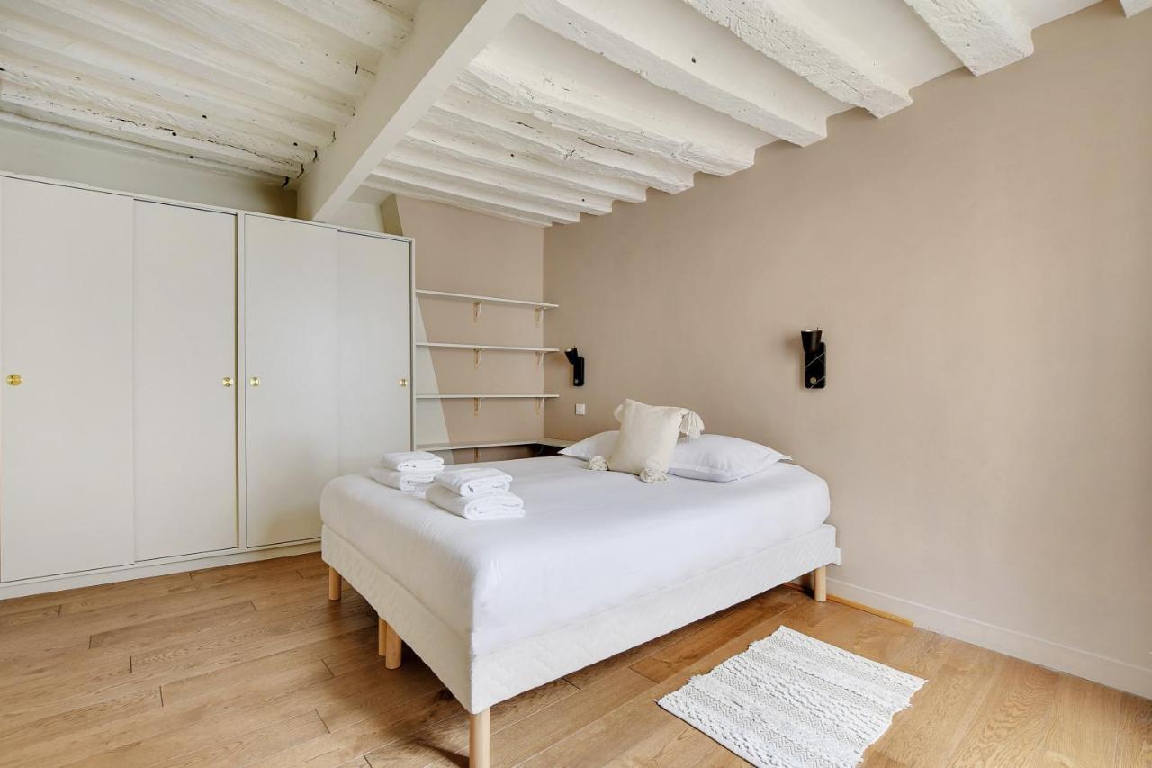 Chic Apartment -1Br-4P- Haut Marais - Republique París Exterior foto