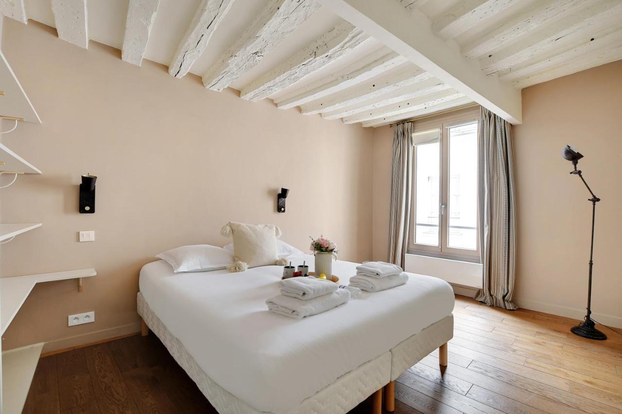 Chic Apartment -1Br-4P- Haut Marais - Republique París Exterior foto